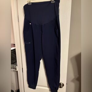 Figs Maternity Zamora size M